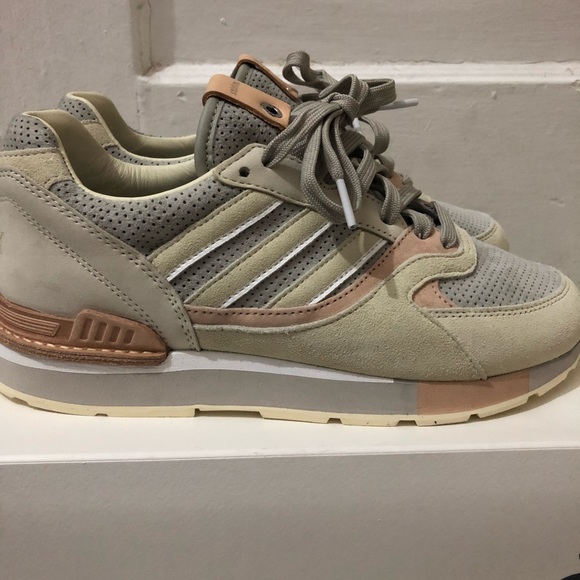 Adidas shoes - Picture 7 of 8